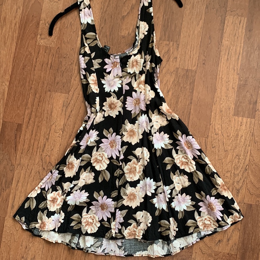 Forever 21 Black Floral Midi Dress with Cream & Light Pink Blooms - Picture 3 of 5